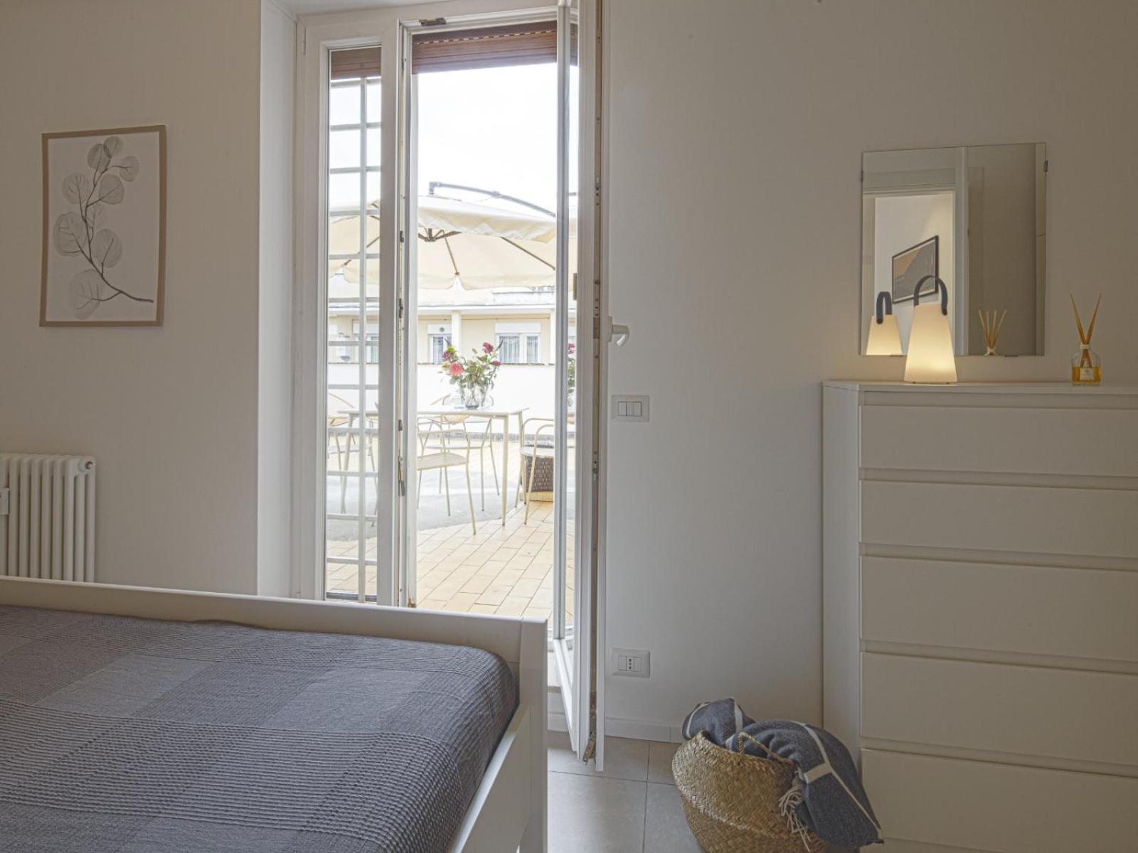Attic With Terrace On Conca D'Oro Apartment Рим Екстериор снимка